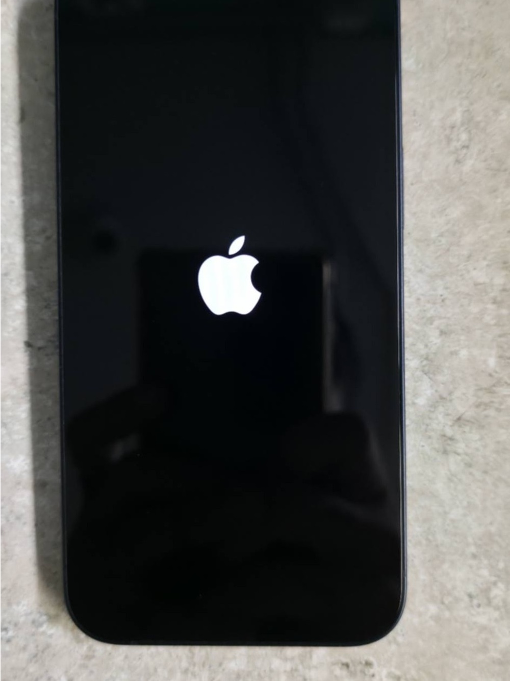 APPLE IPHONE 14 128 GB CARRIER UNLOCKED & FLAWLESS CONDITION